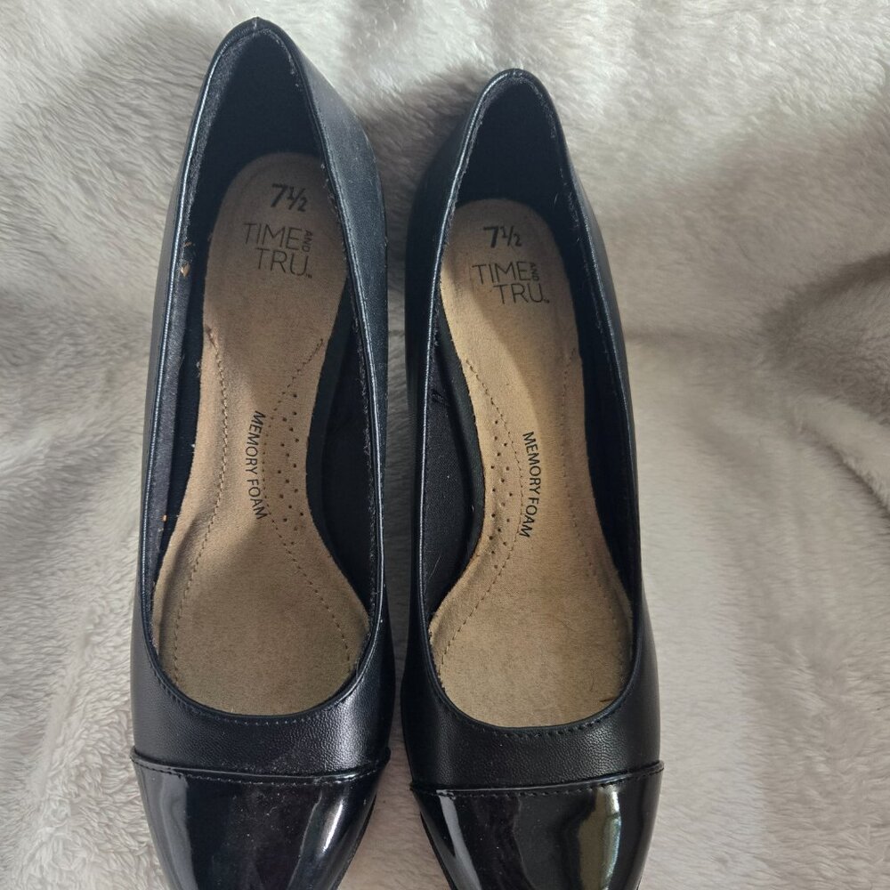 Size 7.5 Black Wedges